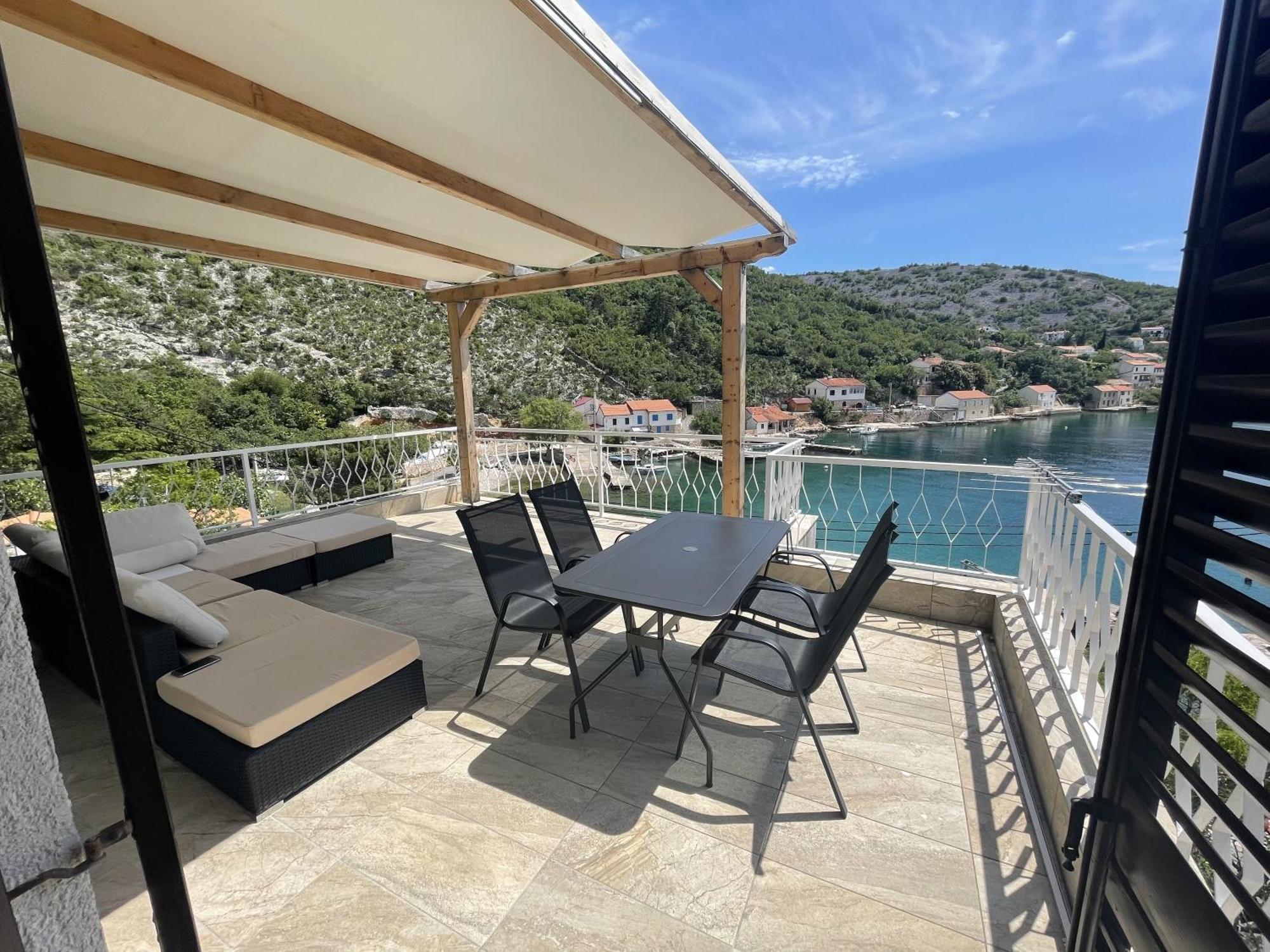 Apartmani Pulic Senj  Zimmer foto